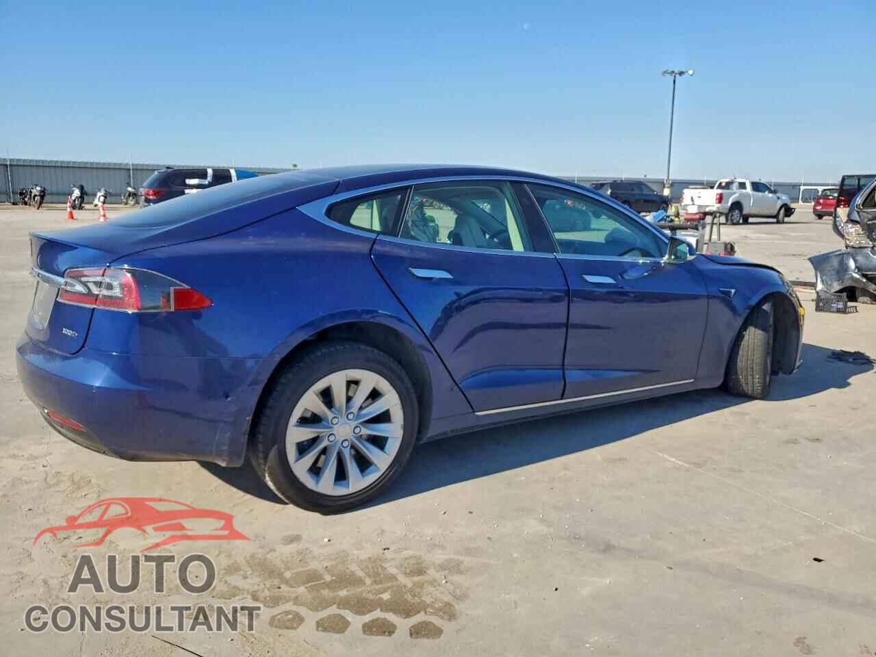 TESLA MODEL S 2018 - 5YJSA1E21JF288250