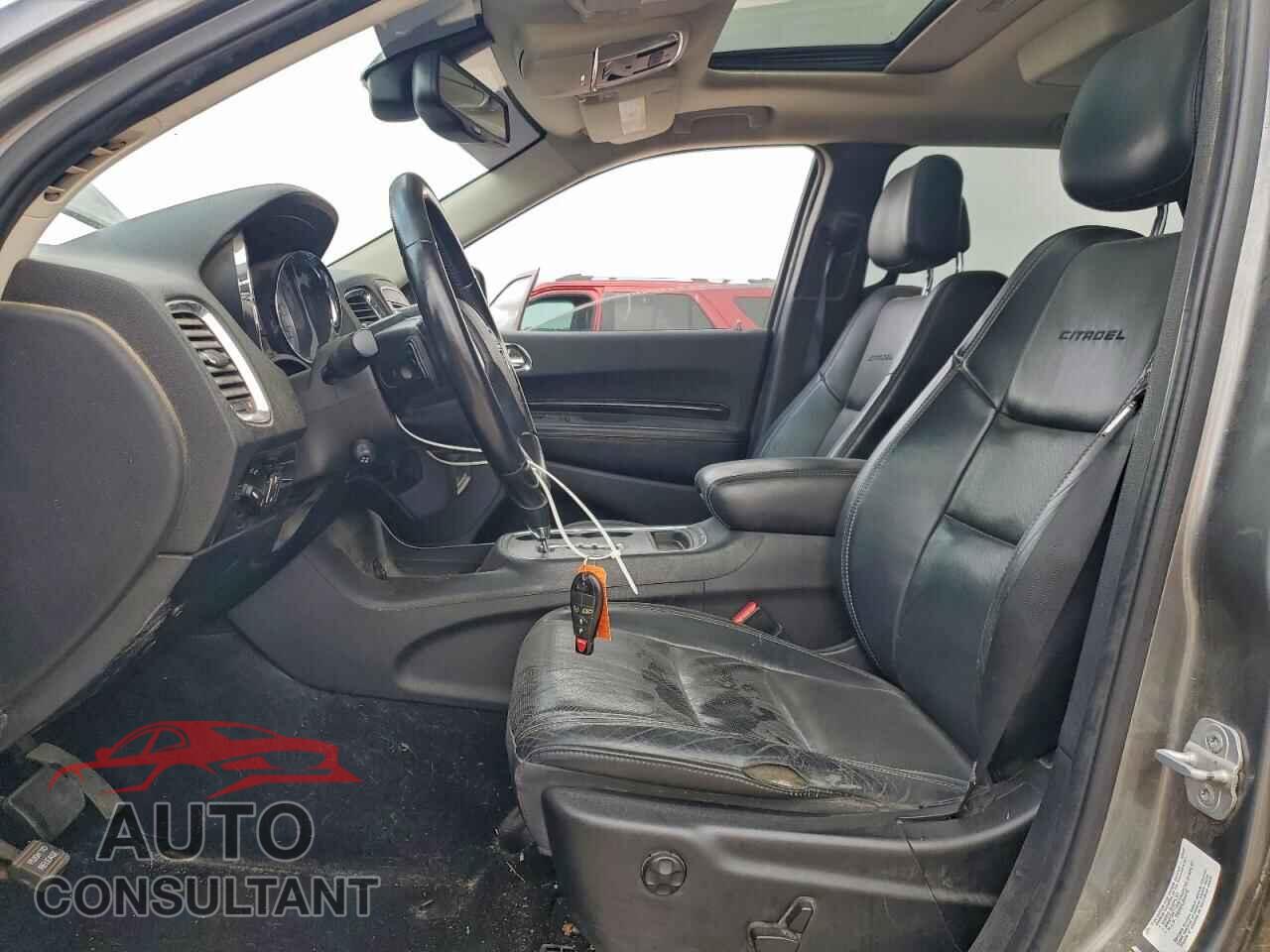 DODGE DURANGO 2012 - 1C4SDHET9CC181813