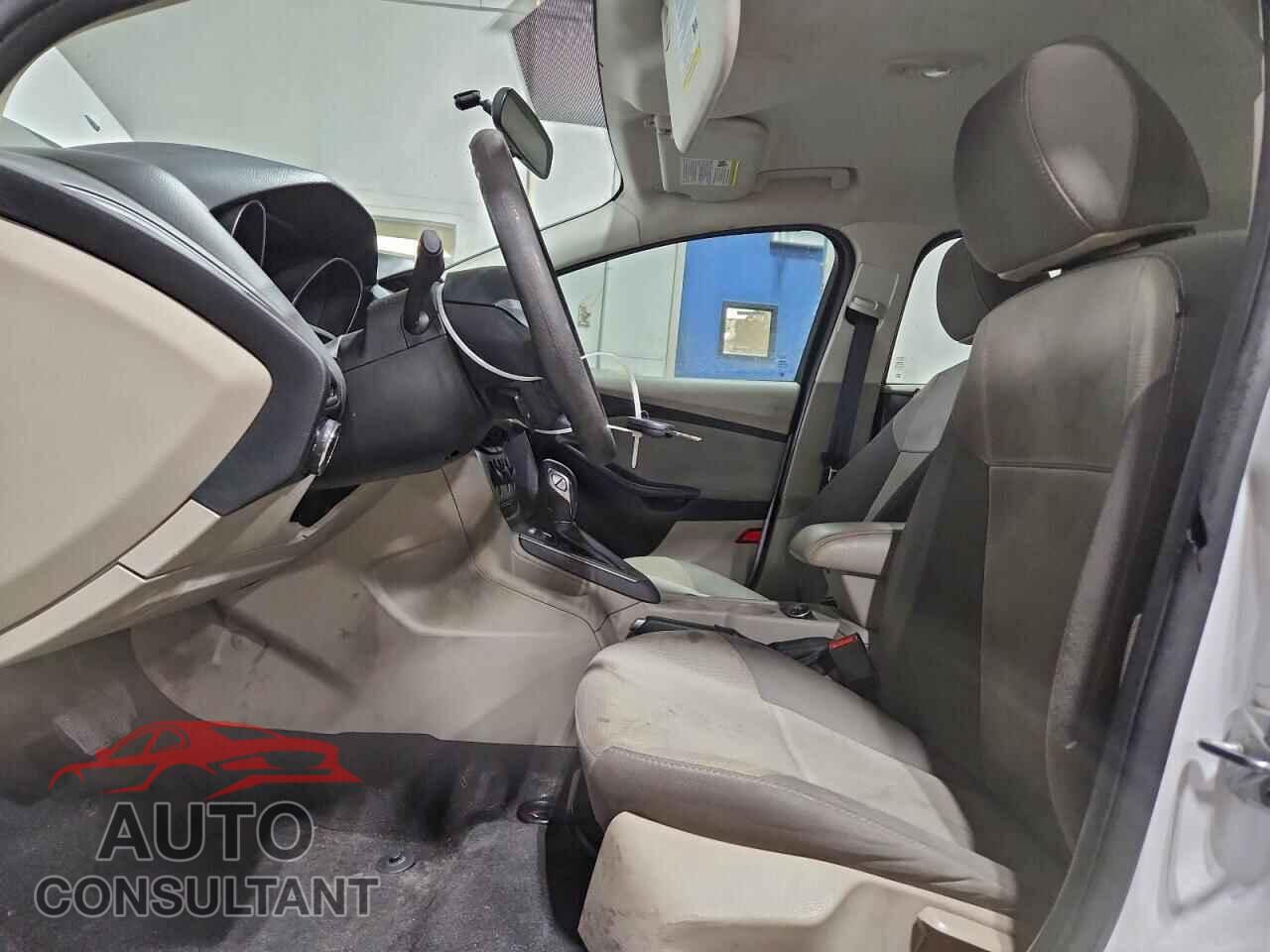 FORD FOCUS 2013 - 1FADP3F2XDL321643