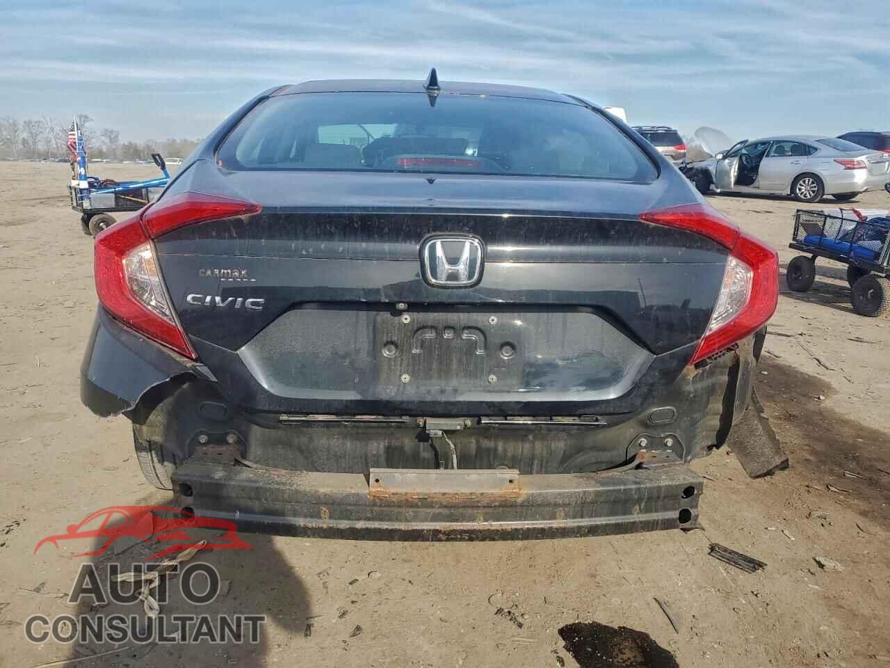 HONDA CIVIC 2017 - 2HGFC2F70HH558070