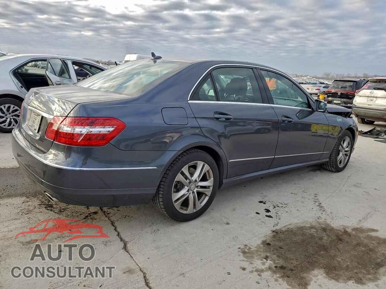 MERCEDES-BENZ E-CLASS 2011 - WDDHF8HB4BA442644