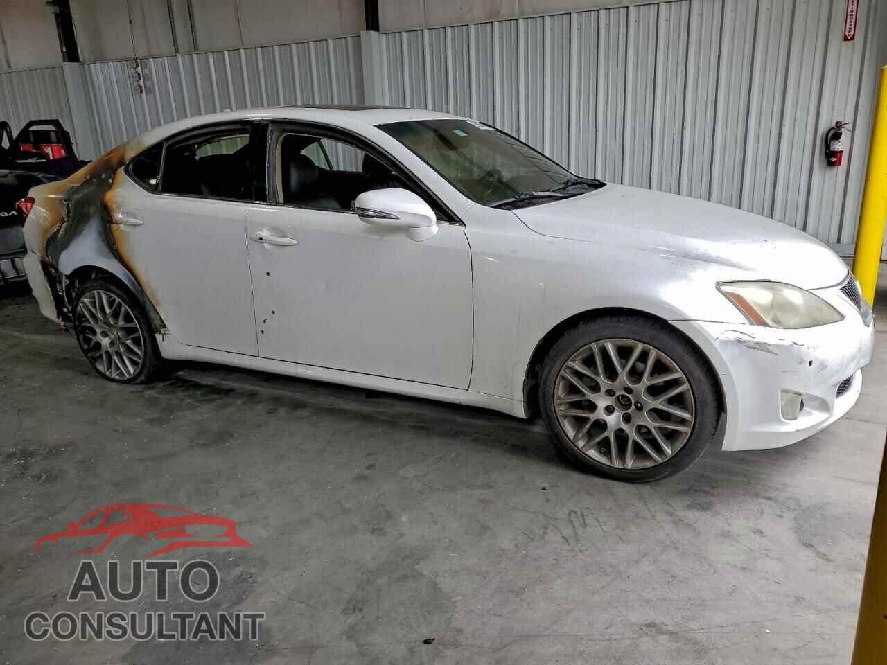 LEXUS IS 2009 - JTHCK262395029180