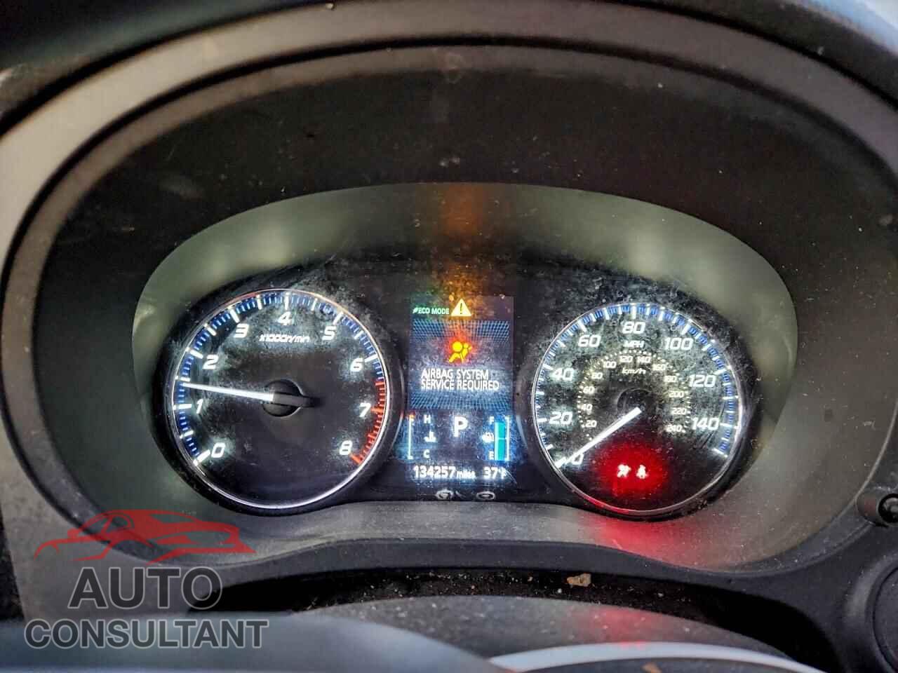 MITSUBISHI OUTLANDER 2018 - JA4AD2A32JZ007701
