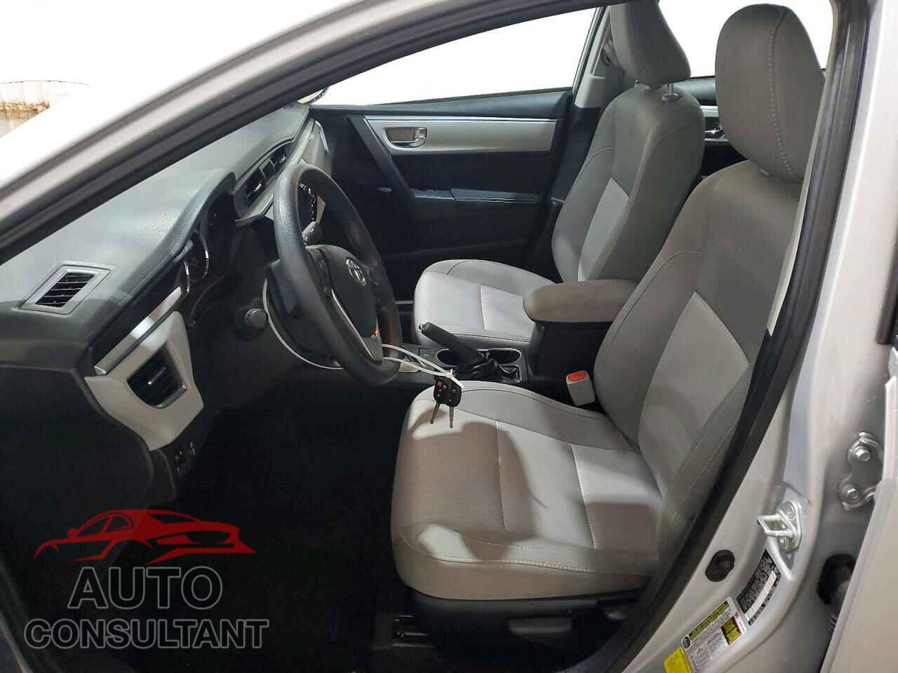 TOYOTA COROLLA 2015 - 2T1BURHE3FC404961