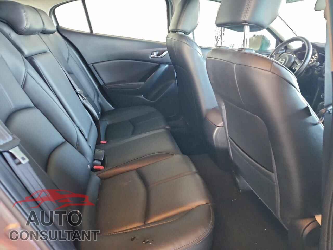 MAZDA 3 2017 - 3MZBN1L76HM155019