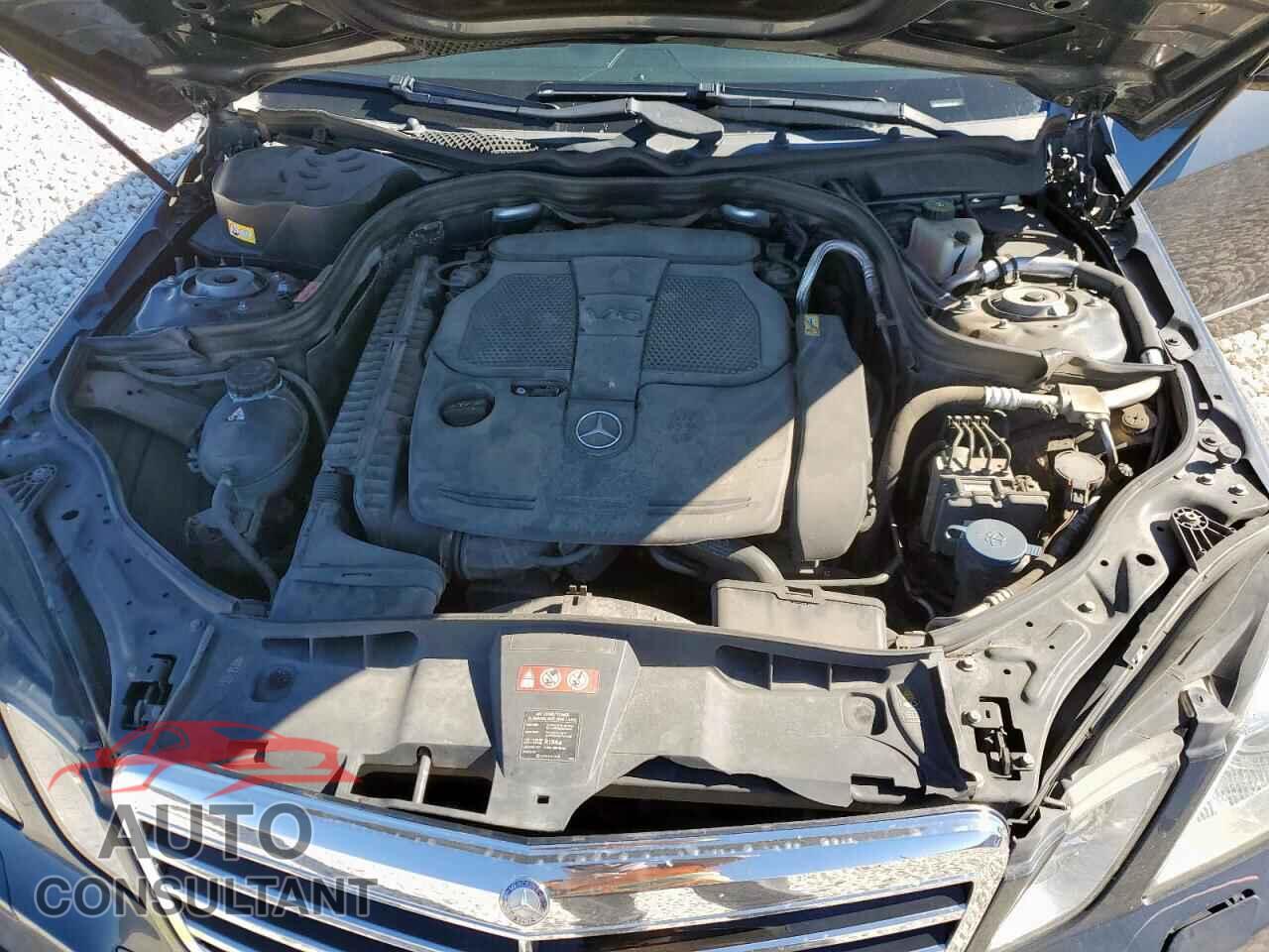MERCEDES-BENZ E-CLASS 2013 - WDDHF5KBXDA728749