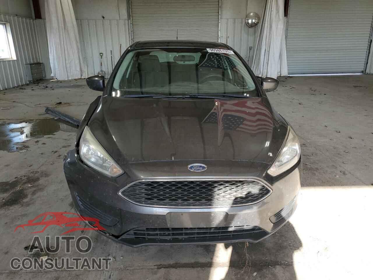 FORD FOCUS 2018 - 1FADP3K20JL294874