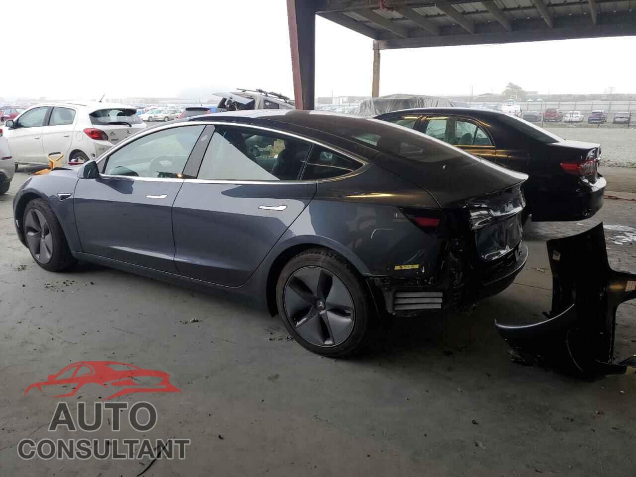 TESLA MODEL 3 2018 - 5YJ3E1EAXJF033970