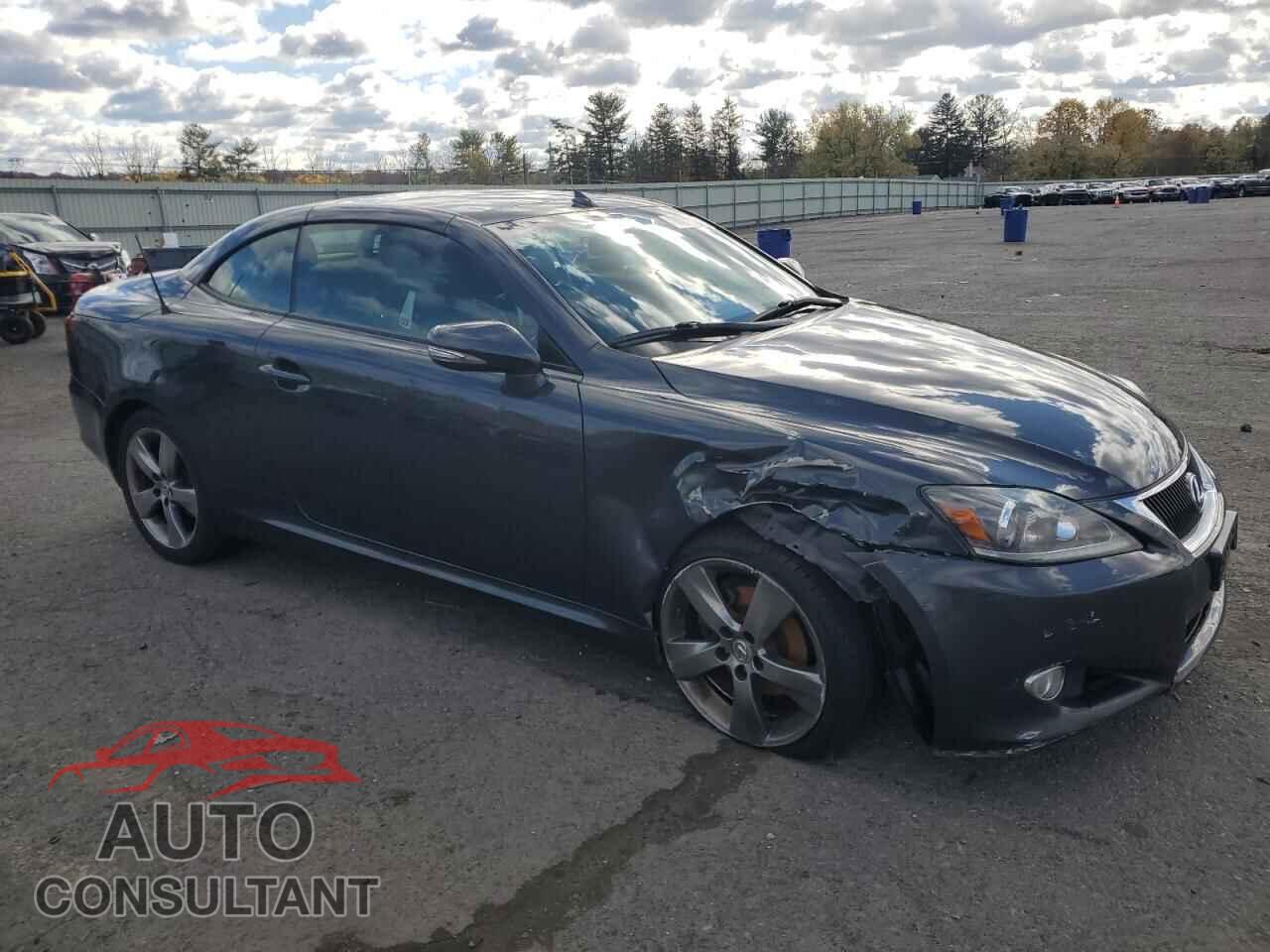 LEXUS IS 2011 - JTHFF2C24B2520189