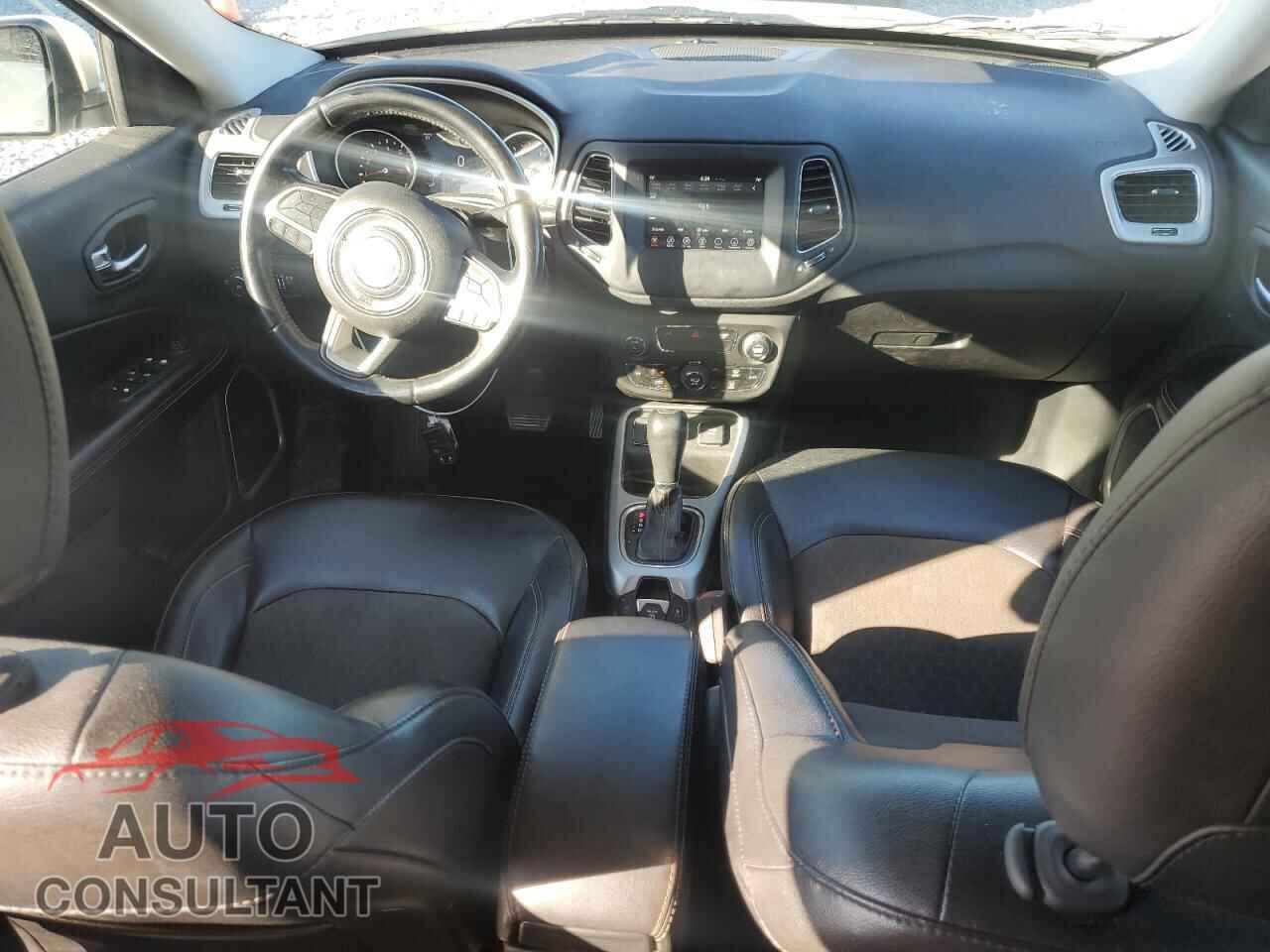 JEEP COMPASS 2020 - 3C4NJCBB2LT141596