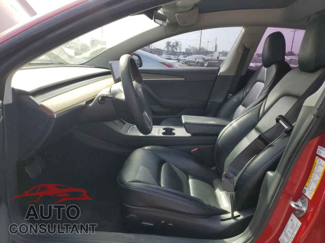 TESLA MODEL 3 2021 - 5YJ3E1EA8MF100554