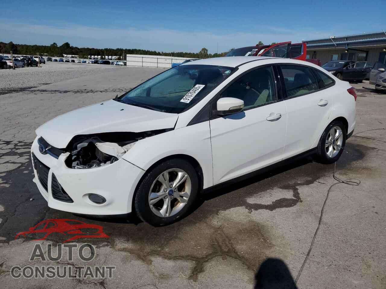 FORD FOCUS 2014 - 1FADP3F27EL135317