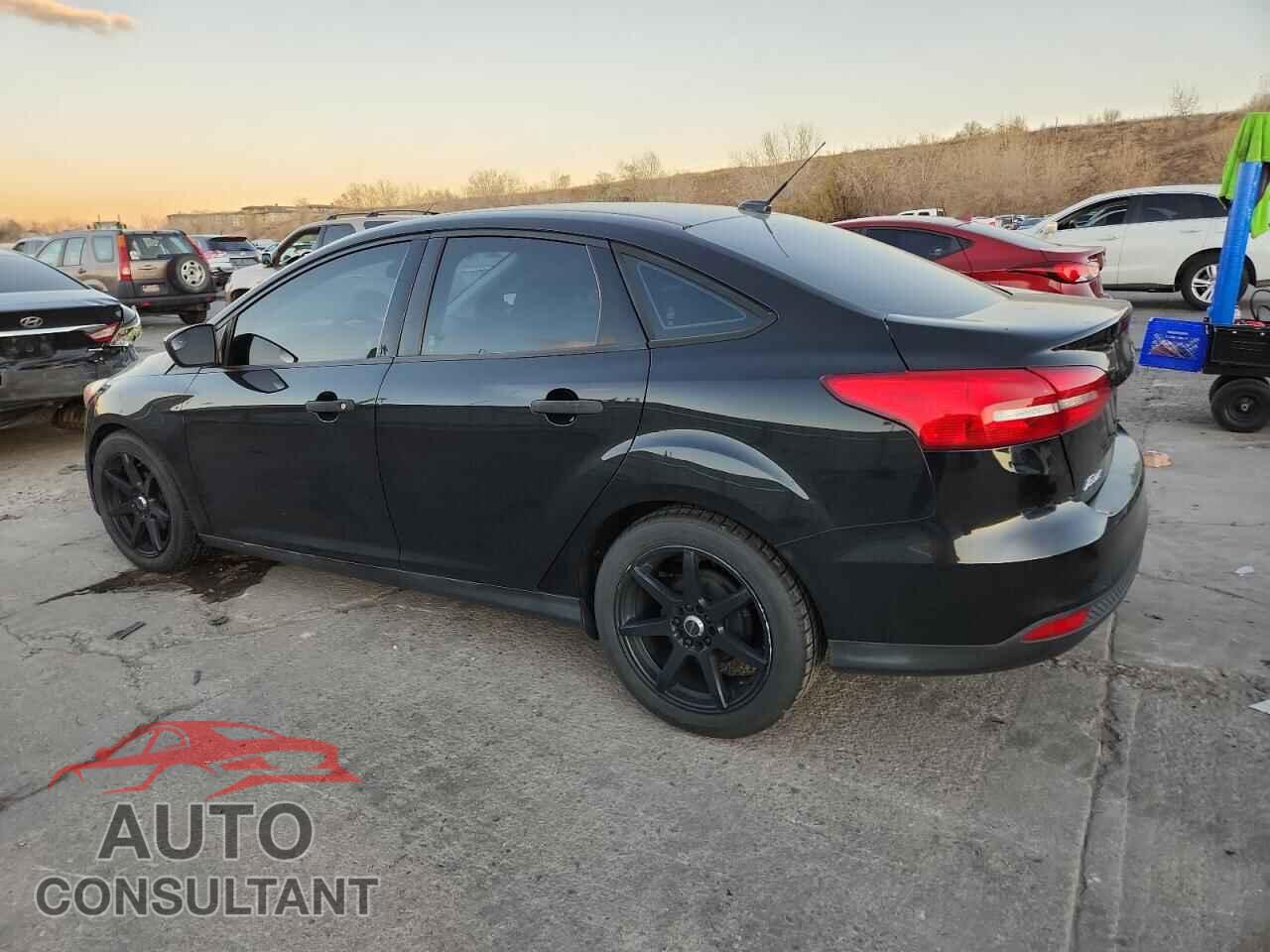 FORD FOCUS 2017 - 1FADP3E22HL342980
