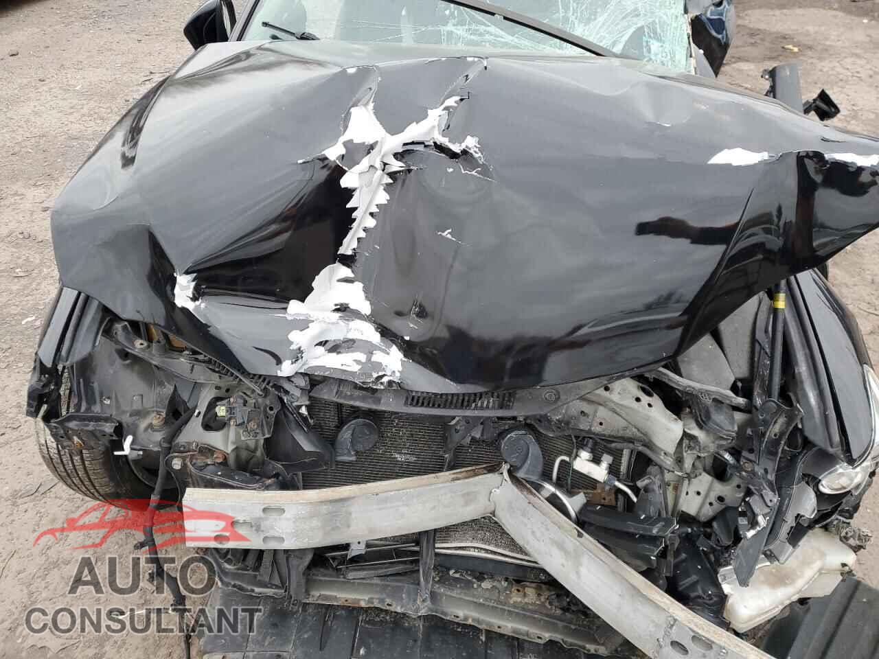 LEXUS IS 2014 - JTHCF1D20E5004300