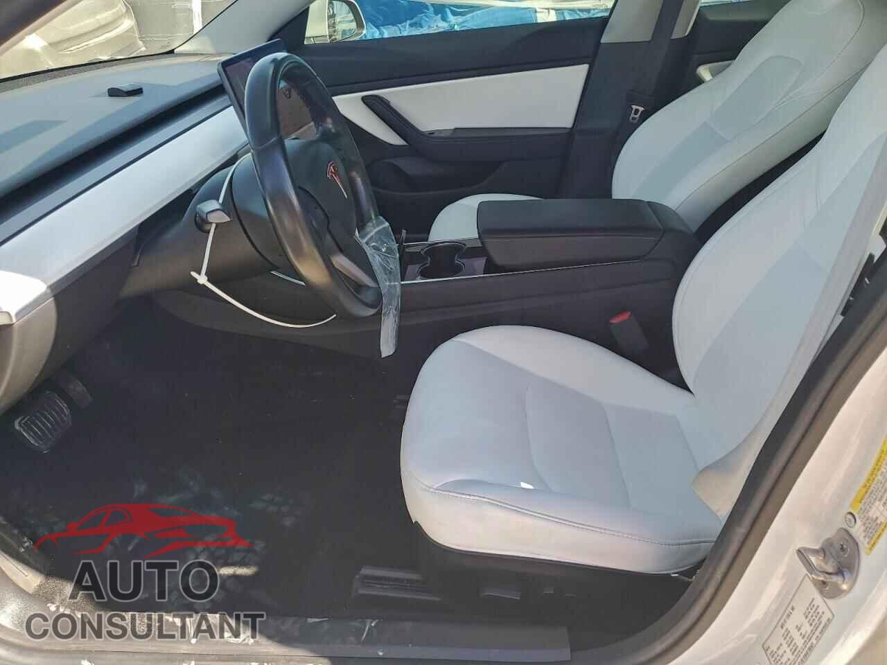 TESLA MODEL 3 2019 - 5YJ3E1EB4KF392421