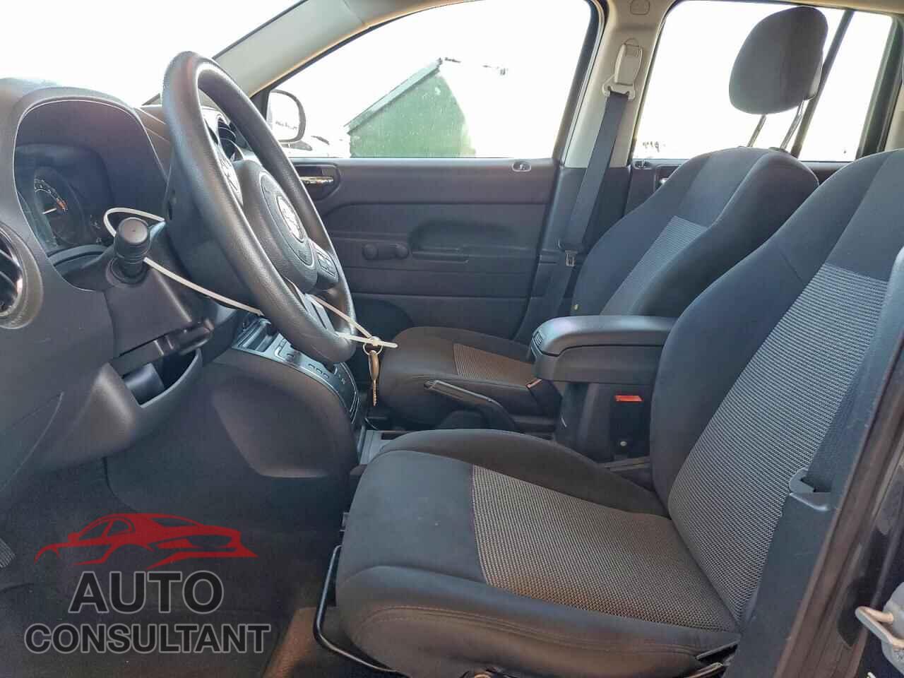 JEEP COMPASS 2014 - 1C4NJCBAXED725910