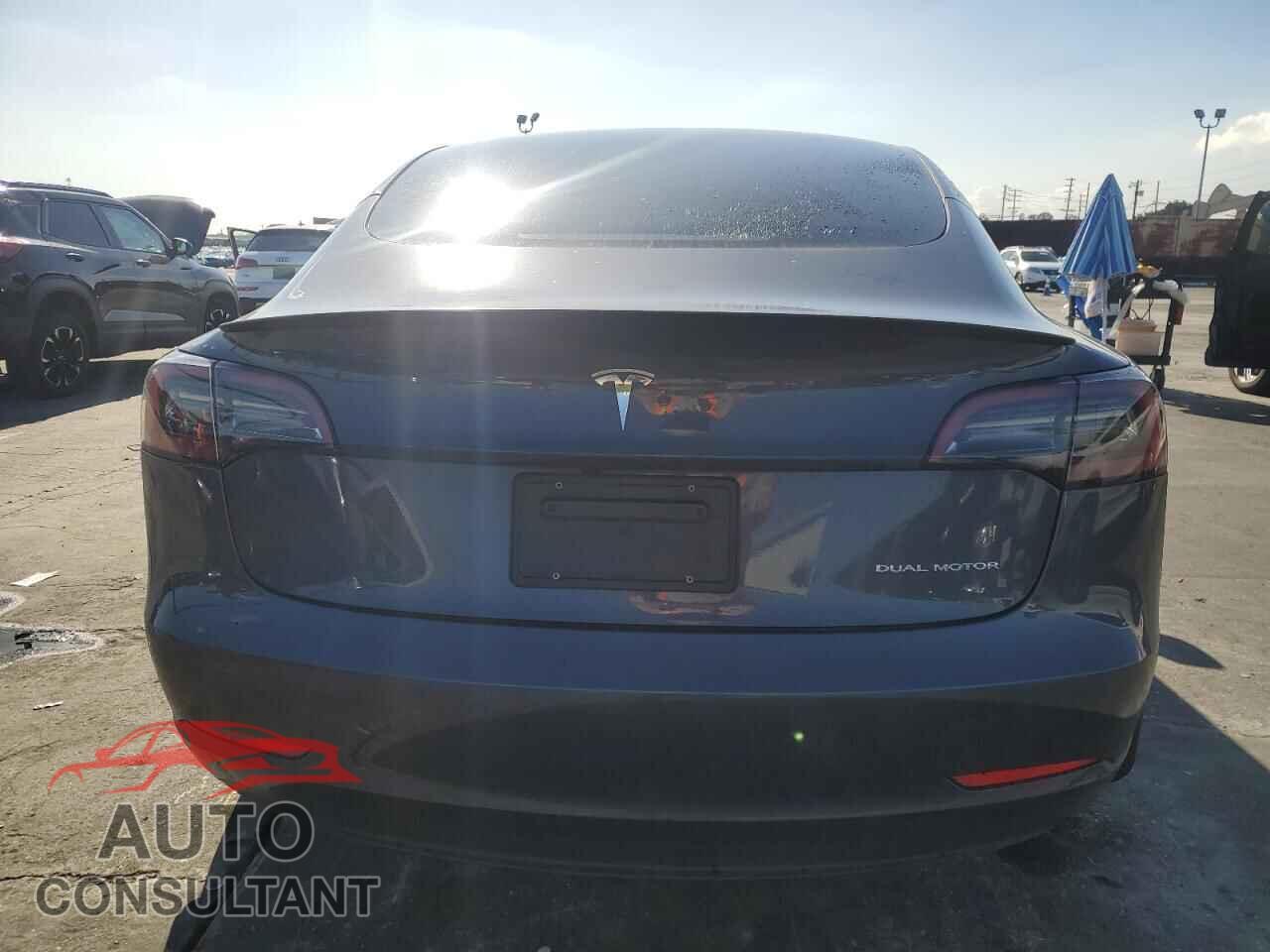 TESLA MODEL 3 2023 - 5YJ3E1EB5PF628758
