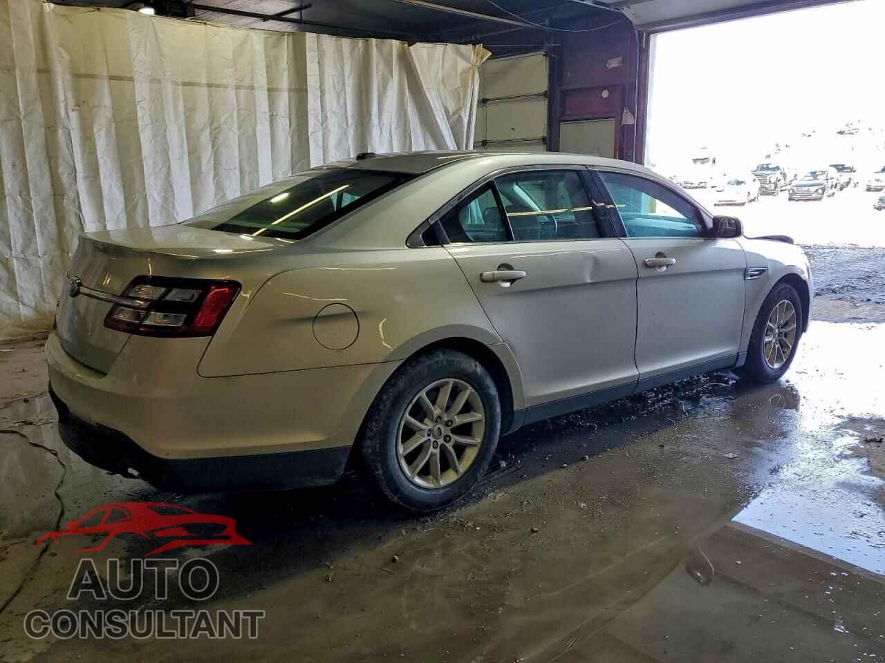 FORD TAURUS 2013 - 1FAHP2D80DG133810