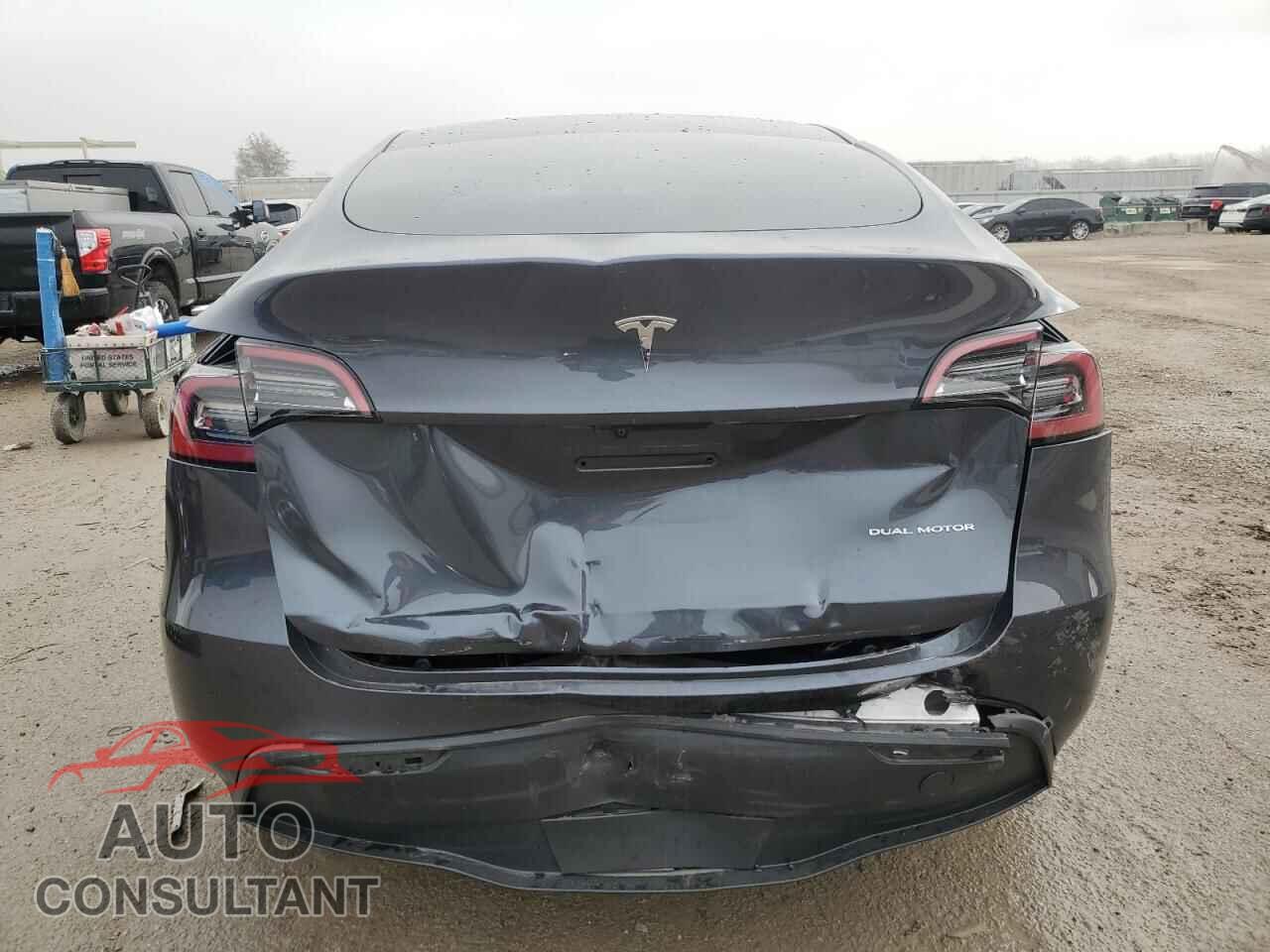TESLA MODEL Y 2023 - 7SAYGDEEXPF747582
