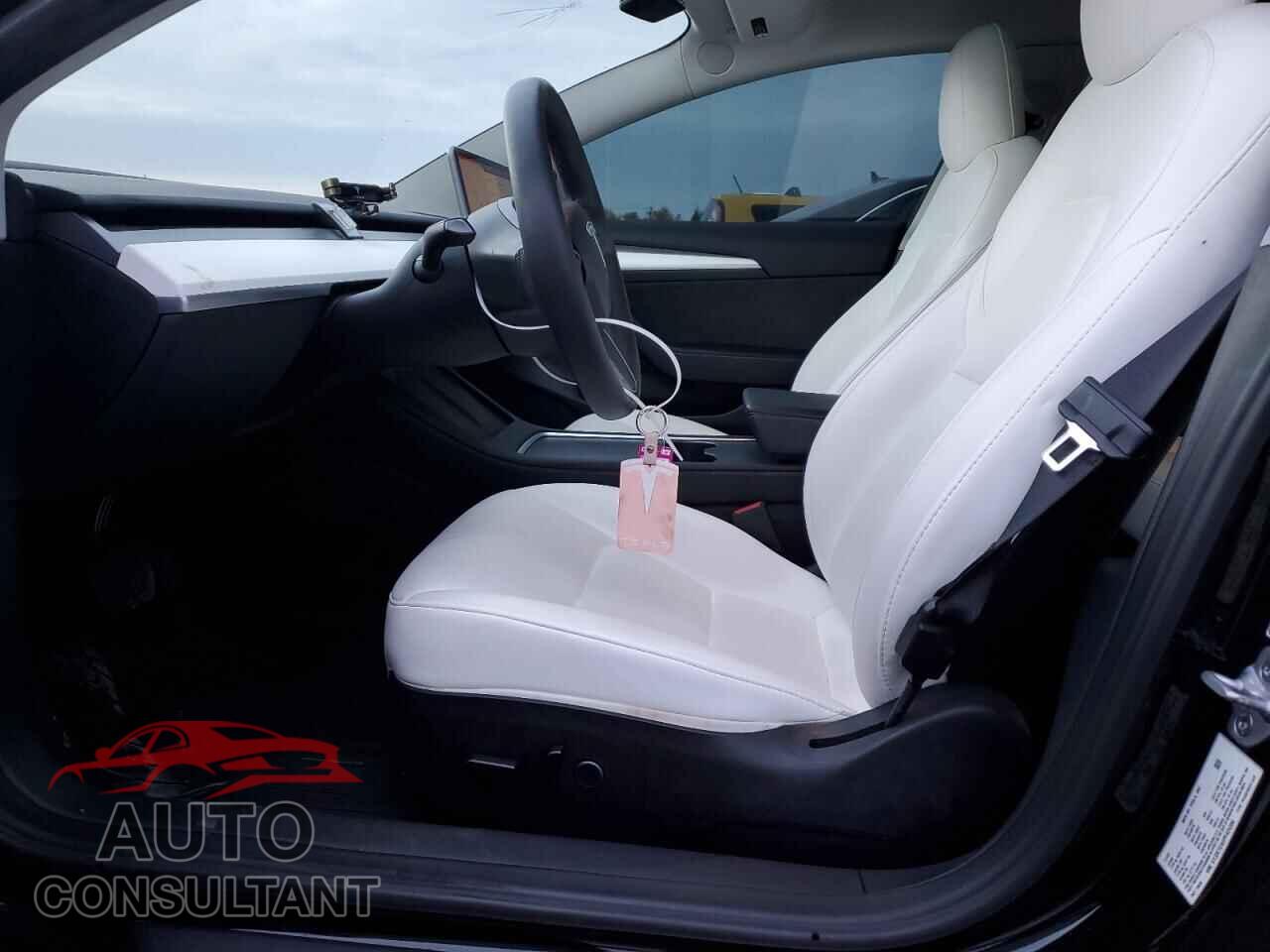 TESLA MODEL 3 2023 - 5YJ3E1EA5PF424386