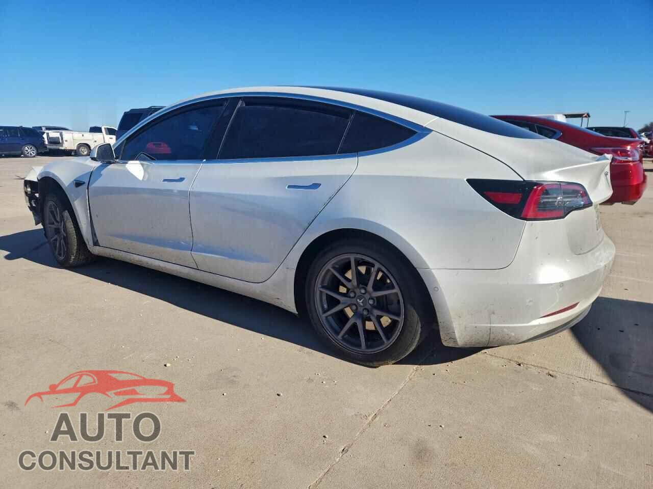 TESLA MODEL 3 2020 - 5YJ3E1EA2LF658771