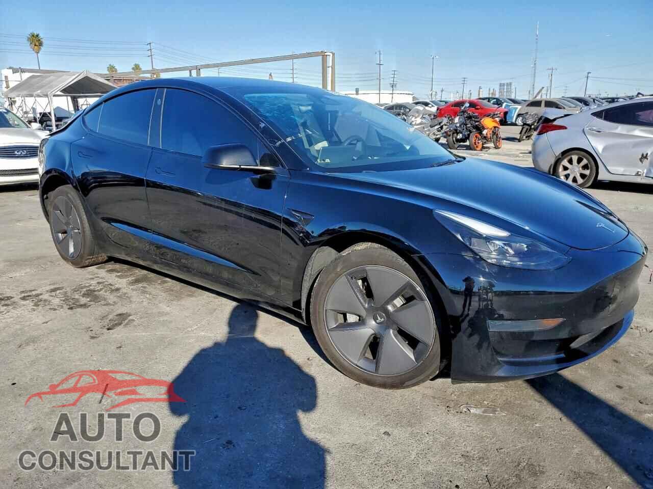TESLA MODEL 3 2023 - 5YJ3E1EA5PF569069