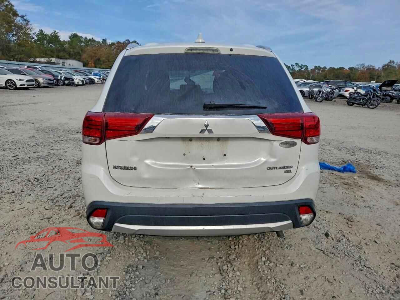 MITSUBISHI OUTLANDER 2017 - JA4AD3A3XHZ065538