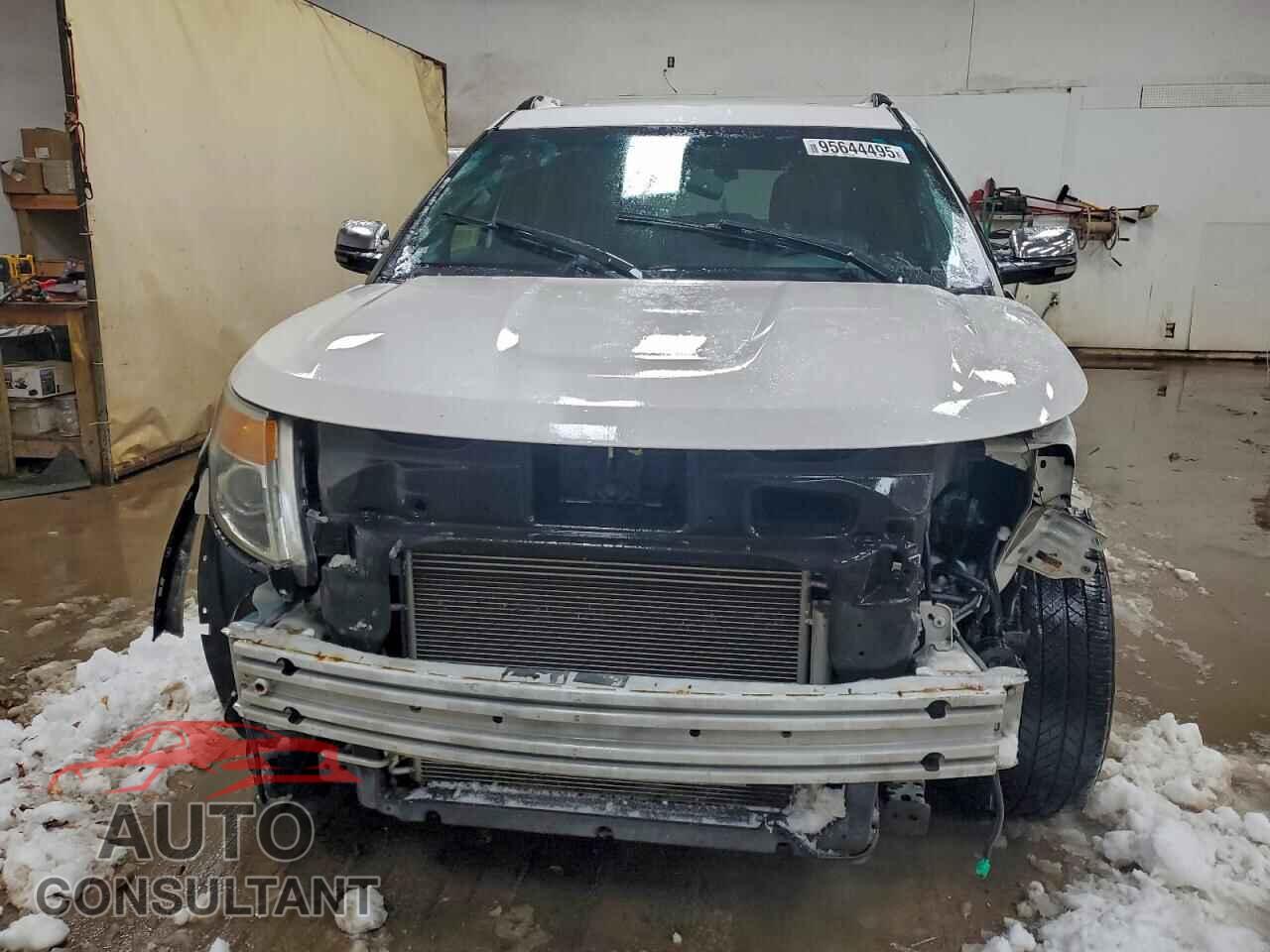 FORD EXPLORER 2011 - 1FMHK8D84BGA38171