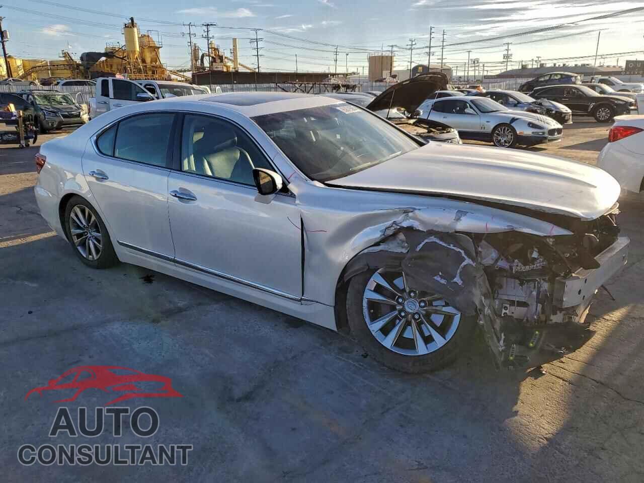 LEXUS LS460 2016 - JTHBL5EF9G5141932