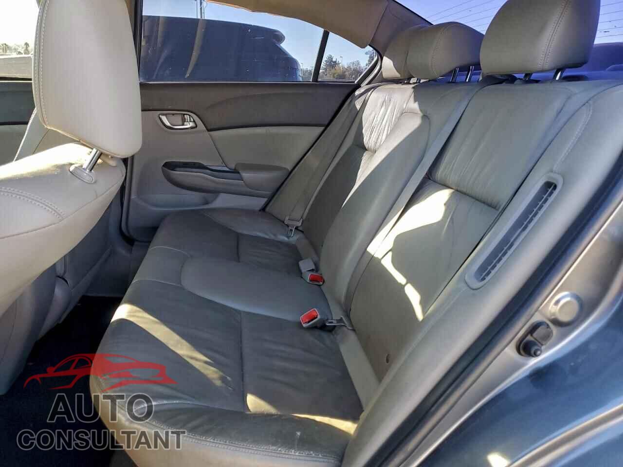 HONDA CIVIC 2012 - JHMFB4F31CS001663