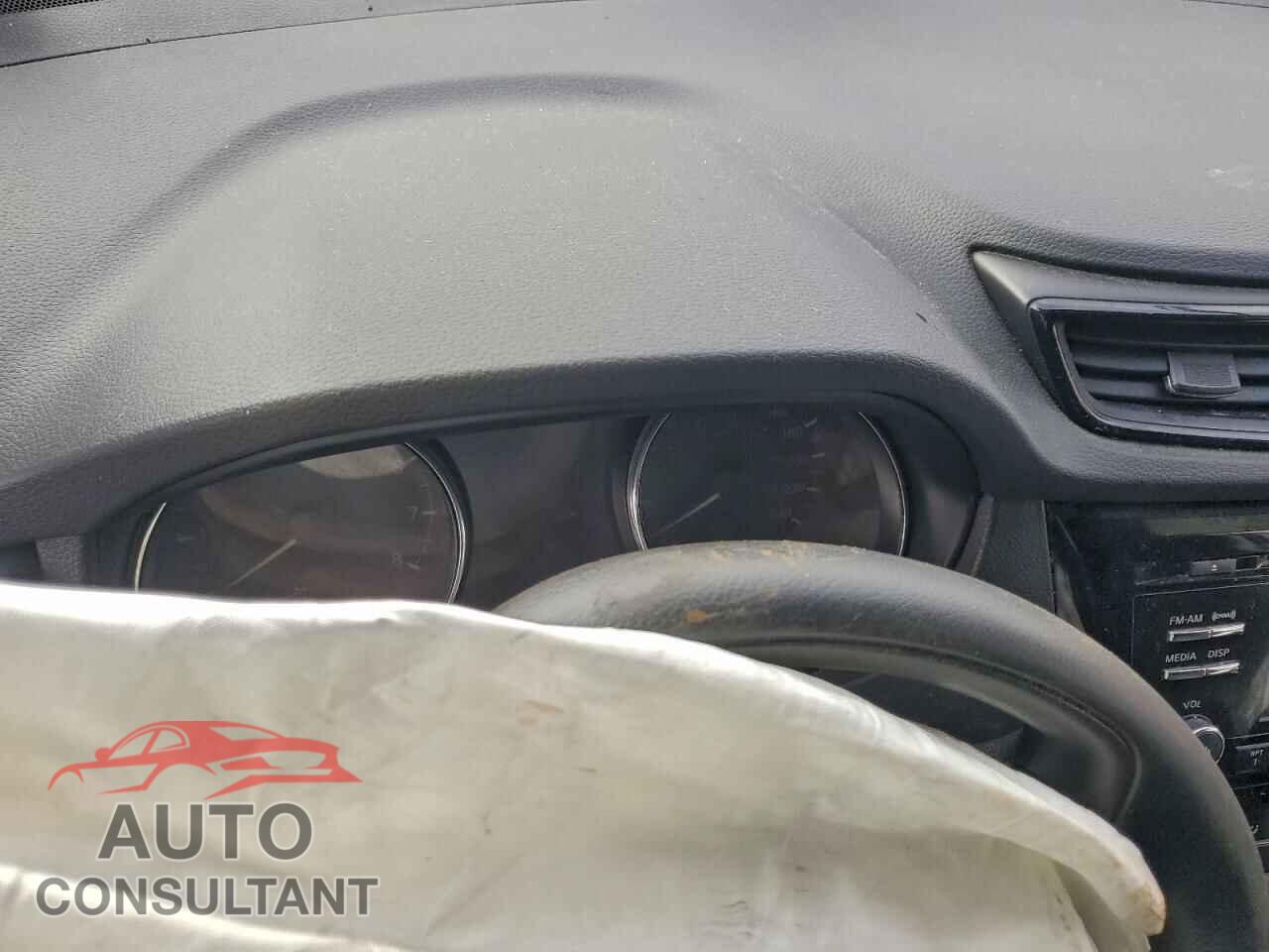 NISSAN ROGUE 2017 - 5N1AT2MV0HC750520