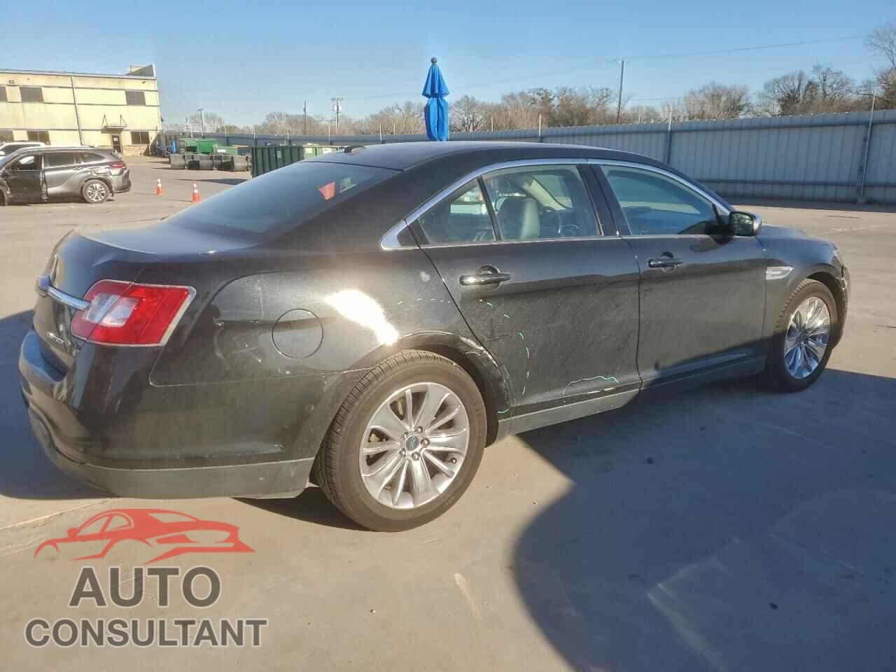FORD TAURUS 2011 - 1FAHP2FW6BG169431