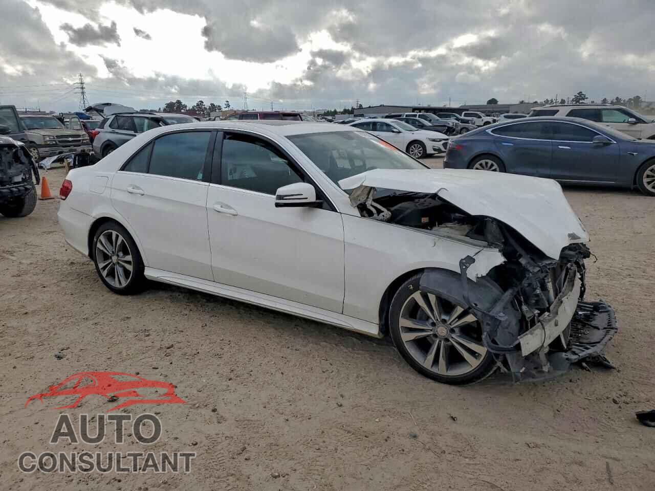 MERCEDES-BENZ E-CLASS 2014 - WDDHF5KB3EA968579
