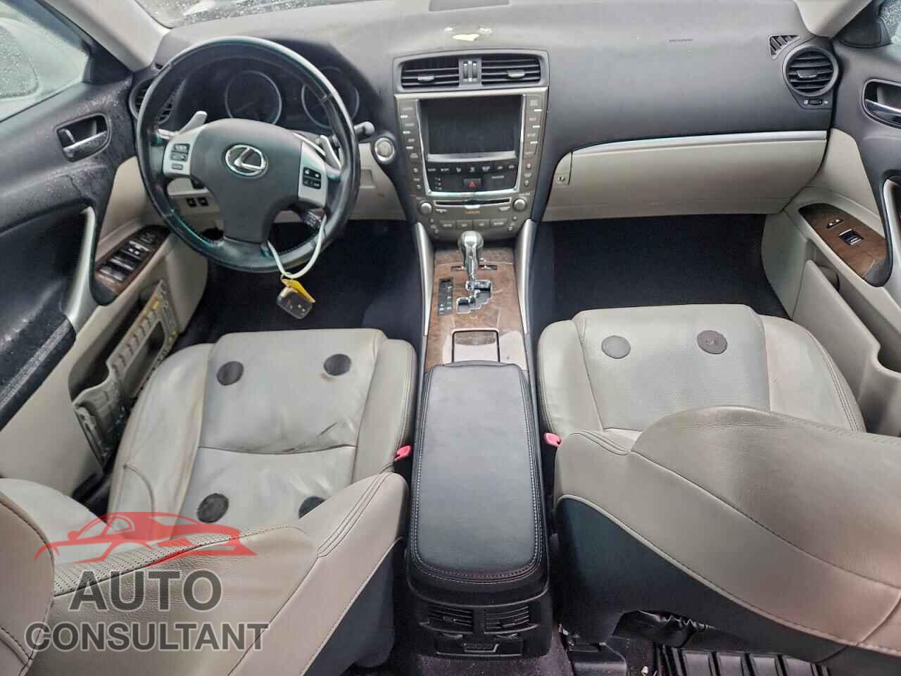 LEXUS IS 2012 - JTHCF5C21C5052894