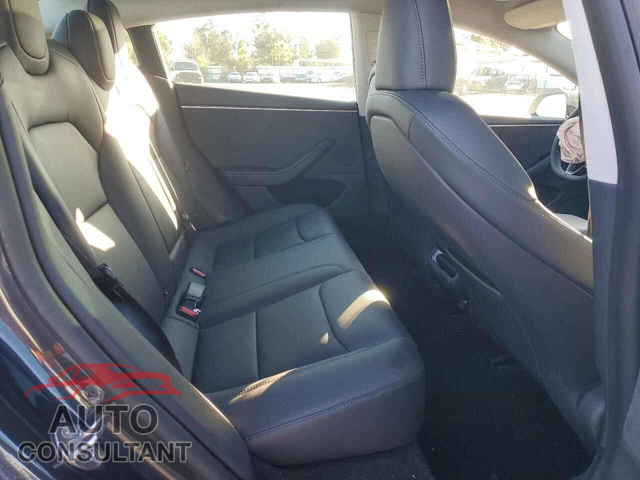 TESLA MODEL 3 2024 - 5YJ3E1EB9RF834751