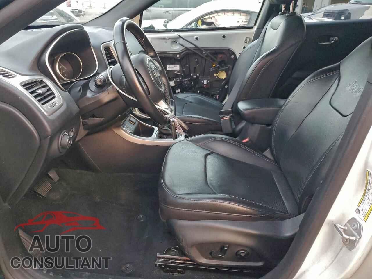 JEEP COMPASS 2020 - 3C4NJCCB3LT129276