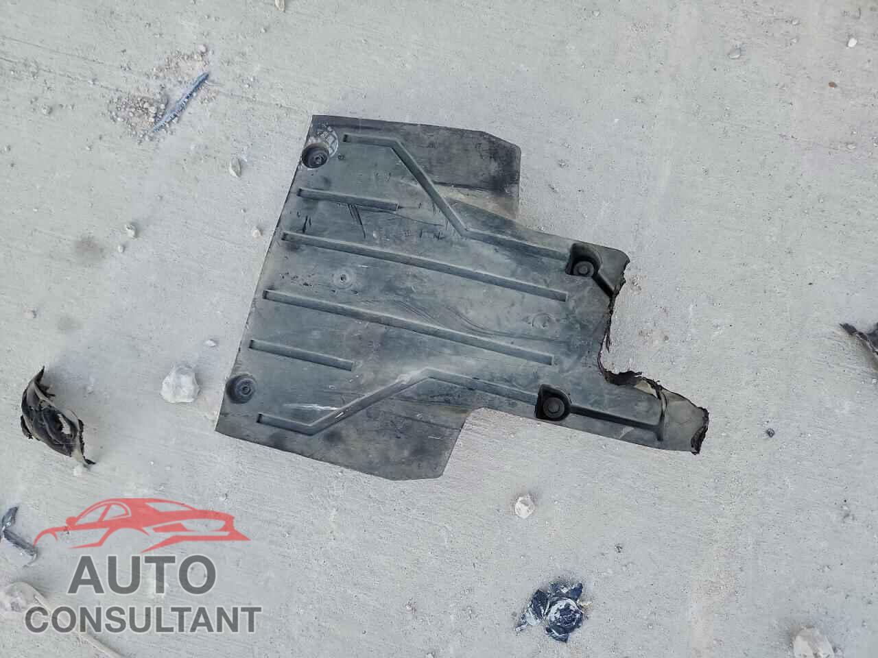 FORD ESCAPE 2017 - 1FMCU0J92HUB46625