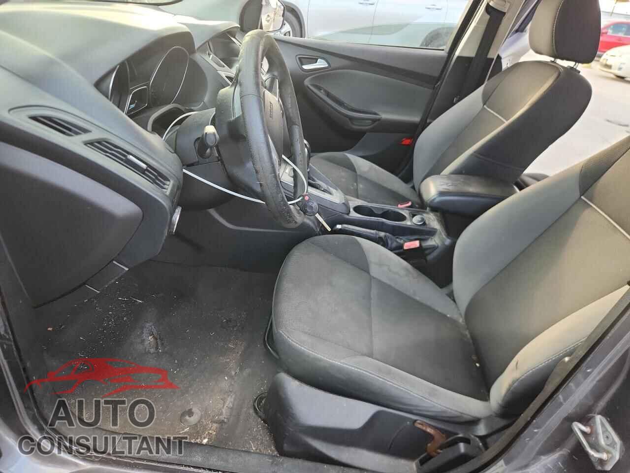 FORD FOCUS 2014 - 1FADP3F24EL305519