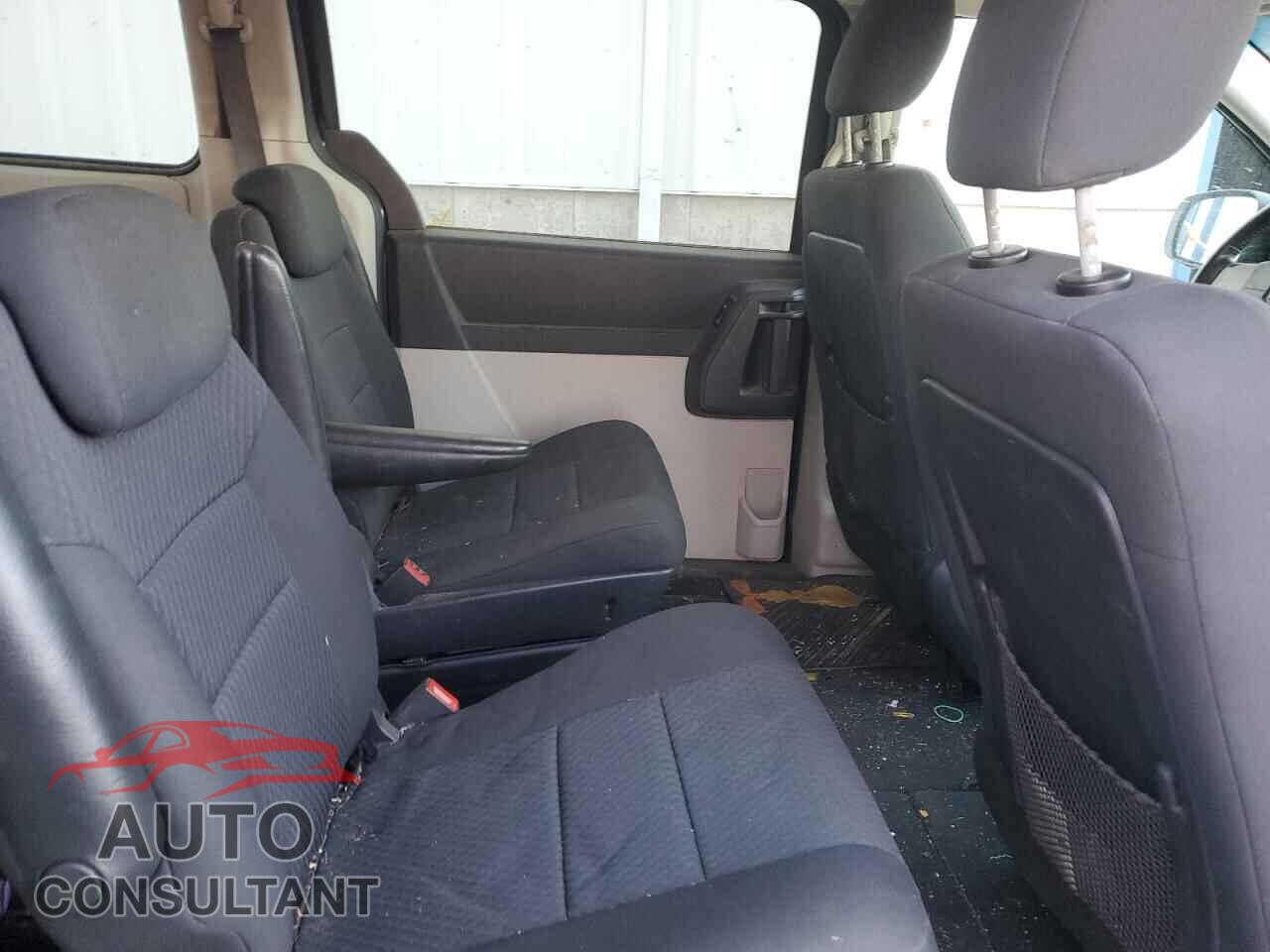 DODGE CARAVAN 2010 - 2D4RN4DE1AR205665