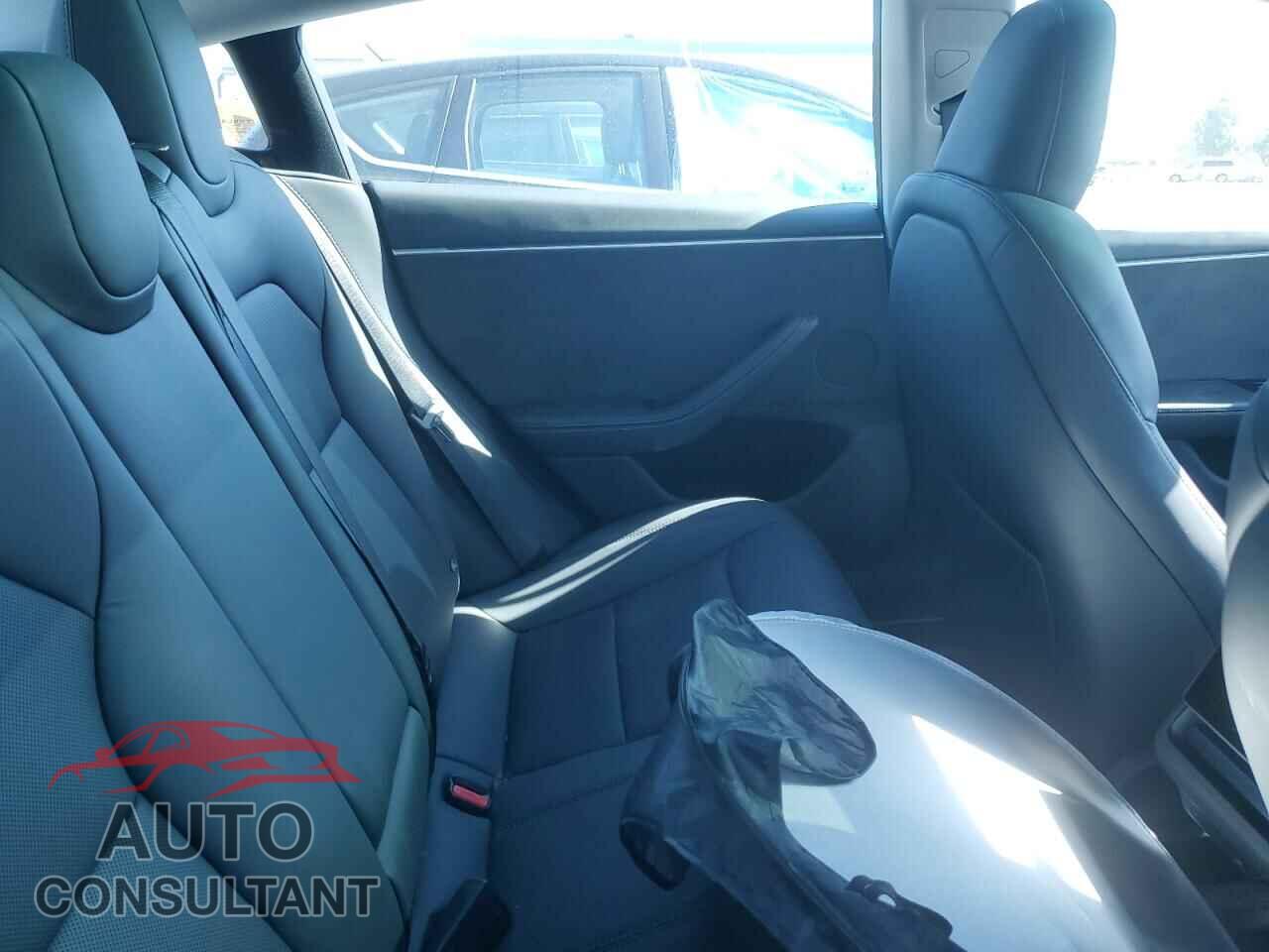 TESLA MODEL 3 2024 - 5YJ3E1EB7RF796033