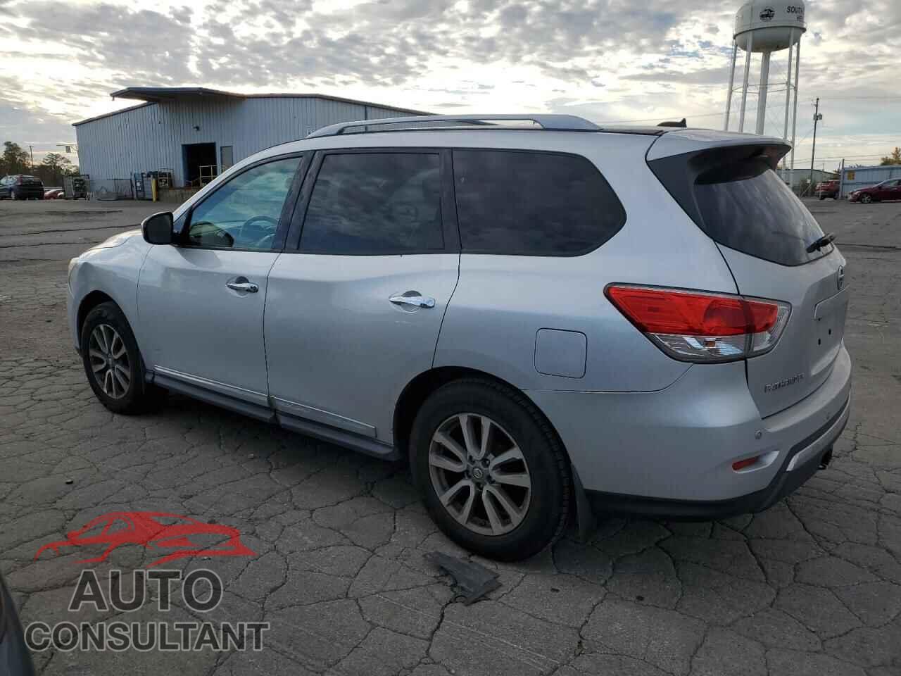 NISSAN PATHFINDER 2013 - 5N1AR2MMXDC673297
