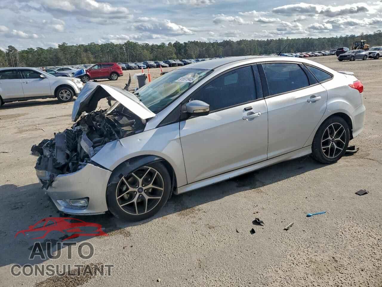 FORD FOCUS 2015 - 1FADP3F25FL291888