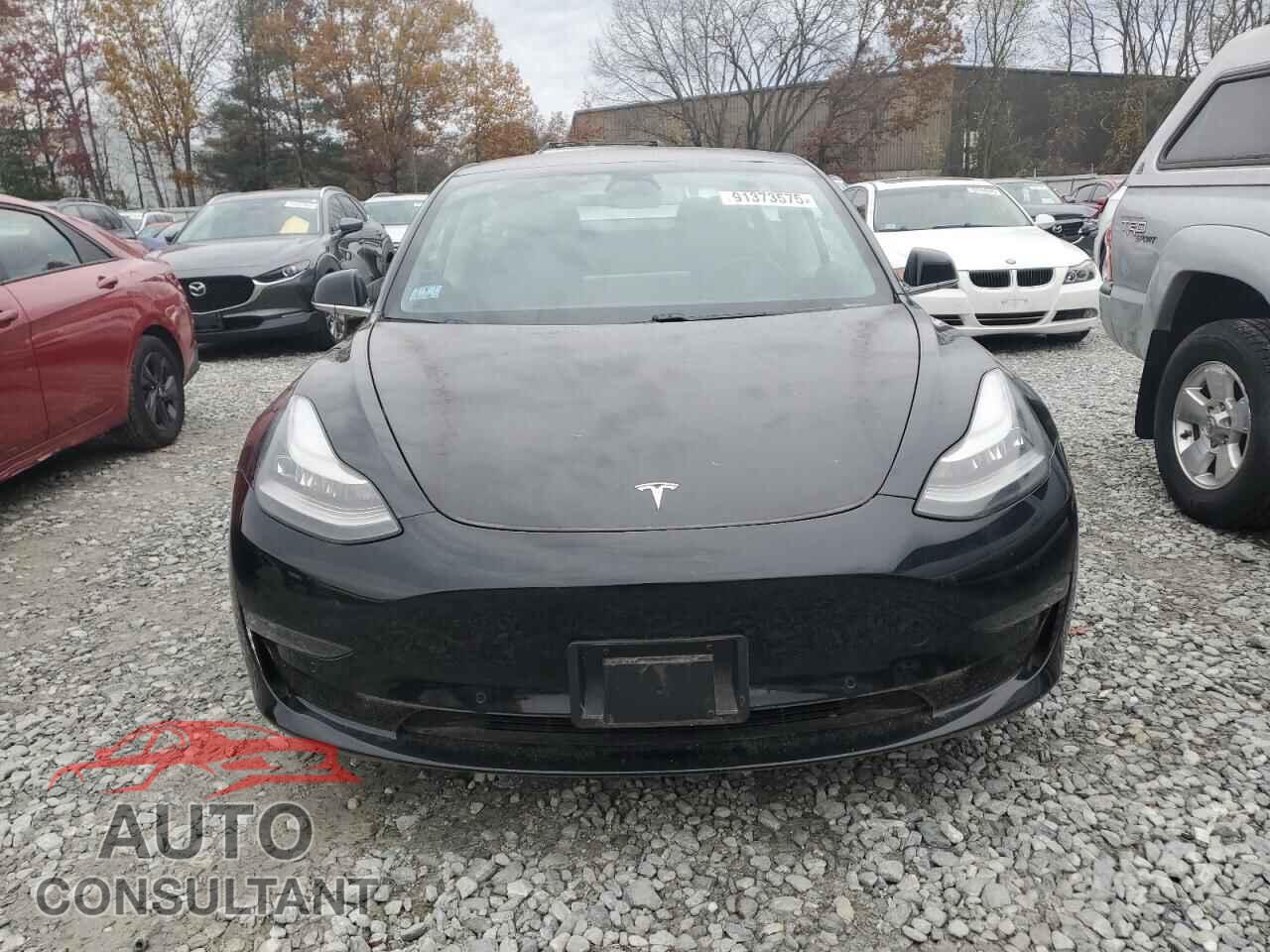 TESLA MODEL 3 2018 - 5YJ3E1EB7JF068166