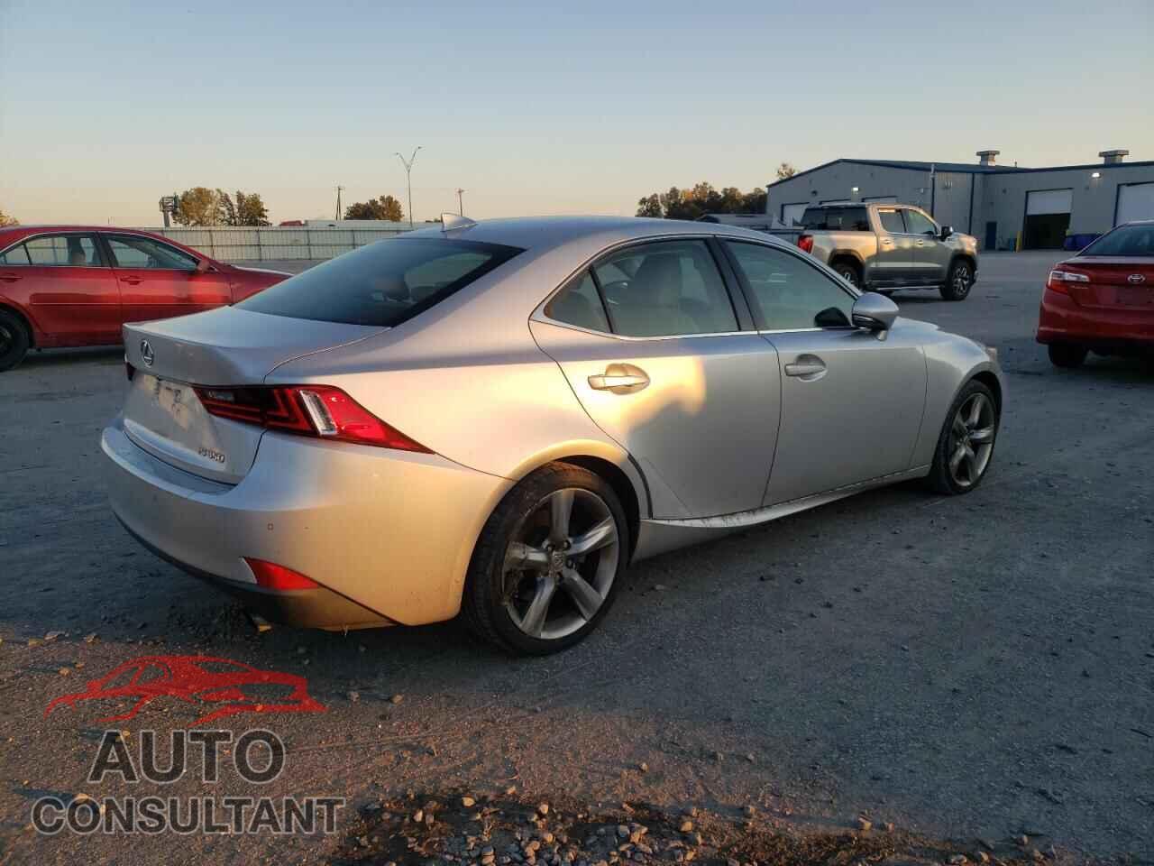 LEXUS IS 2014 - JTHBE1D28E5004804