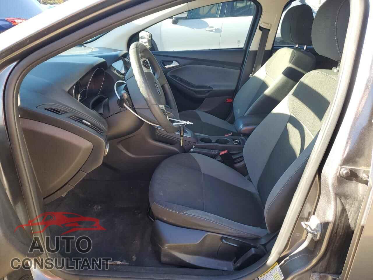 FORD FOCUS 2014 - 1FADP3K26EL264879