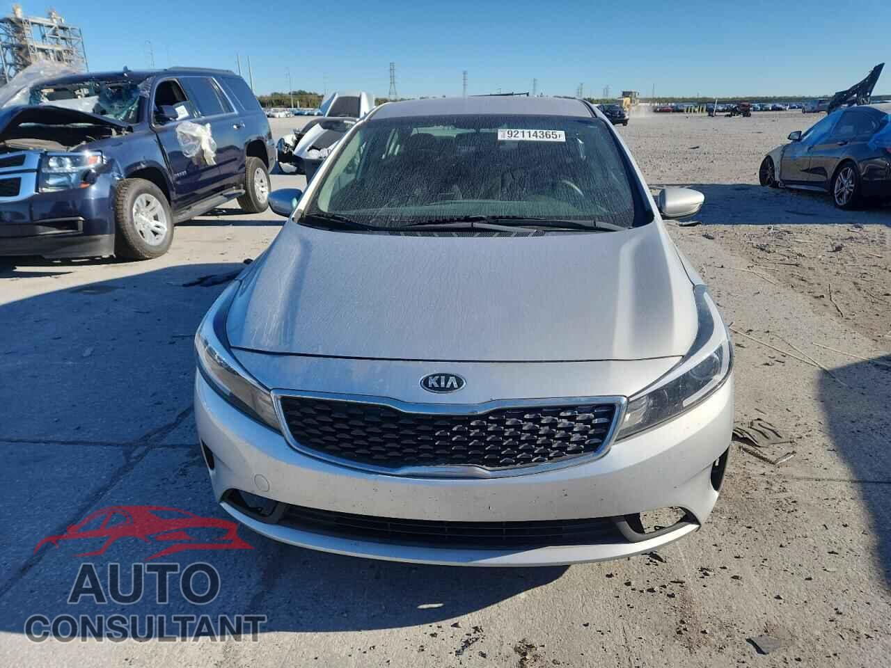KIA FORTE 2017 - 3KPFK4A74HE079182
