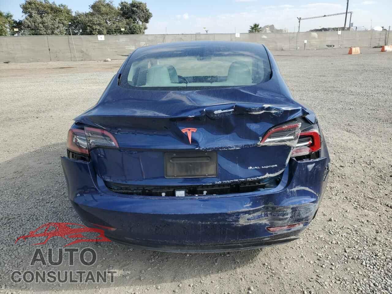TESLA MODEL 3 2023 - 5YJ3E1EB1PF710972
