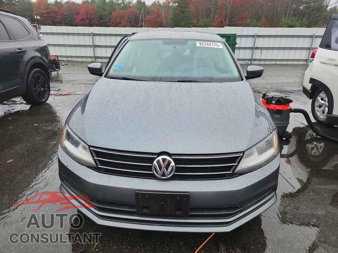 VOLKSWAGEN JETTA 2017 - 3VW167AJ2HM323958