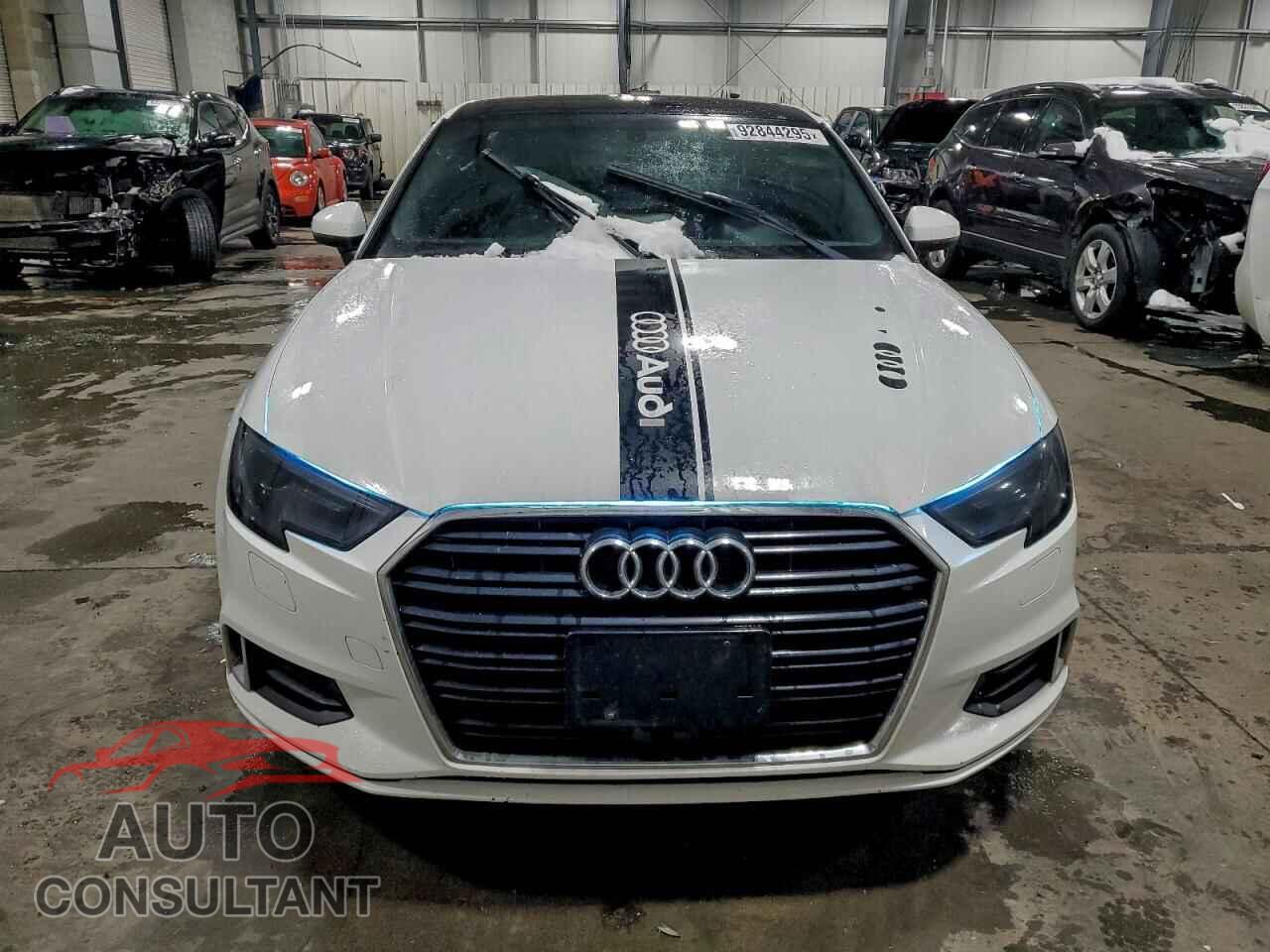 AUDI A3 2017 - WAUAUGFF3H1078658