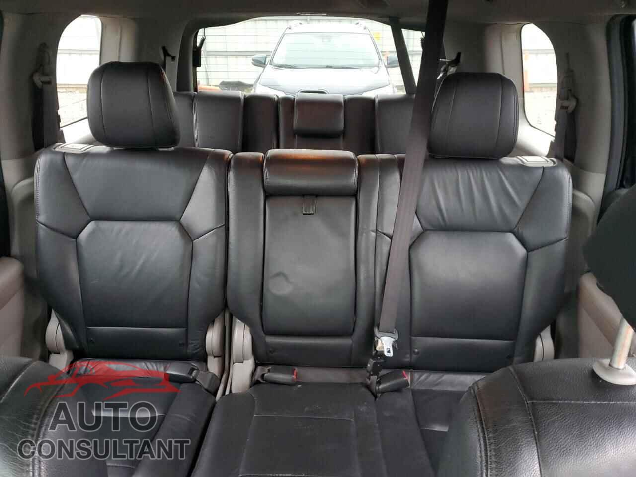 HONDA PILOT 2013 - 5FNYF4H41DB079699